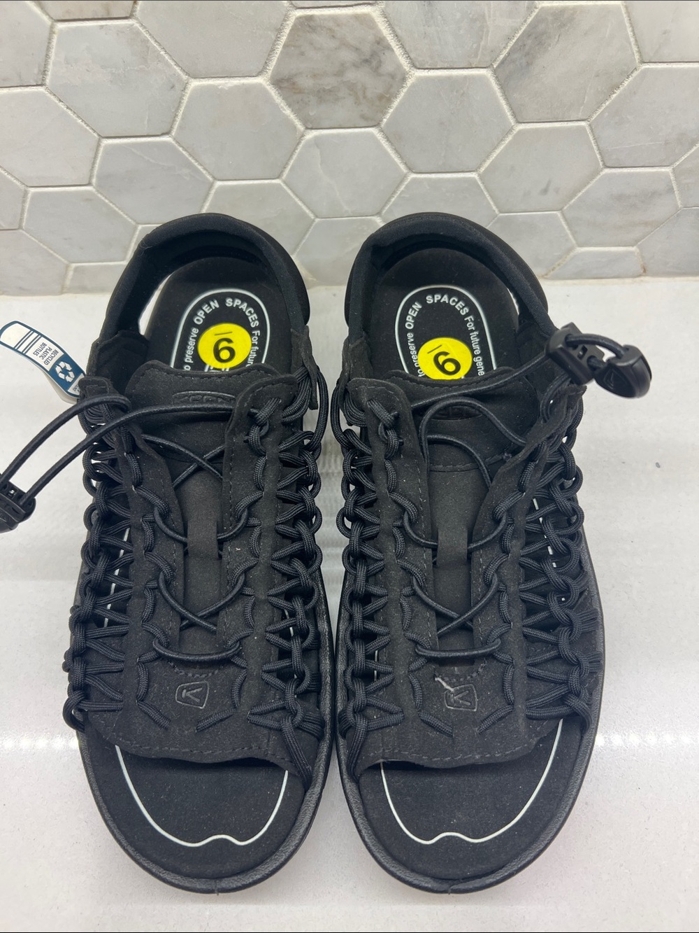 Women's UNEEK II Open-Toe Sneaker  Sandal Black Size 9